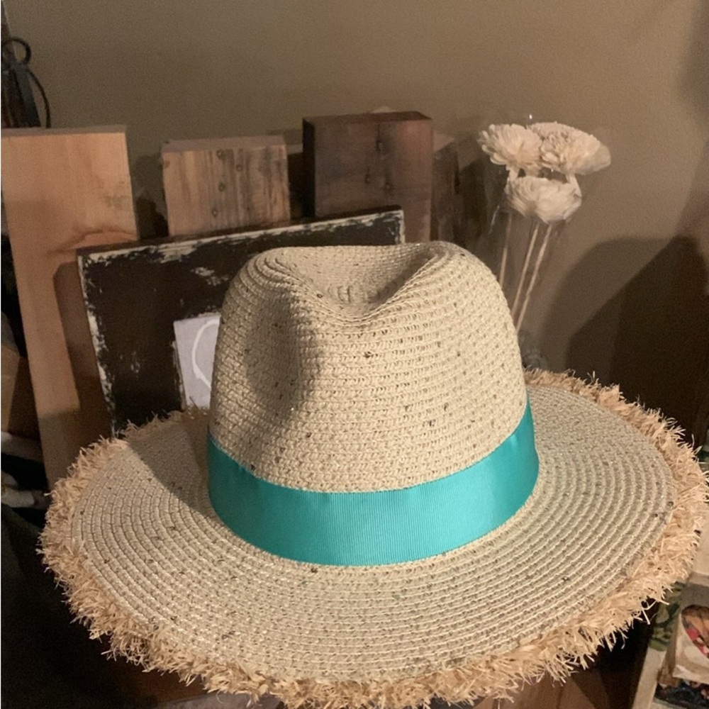 HAT STRAW NWT FROM NORDSTROM ADJUSTABLE SIZING